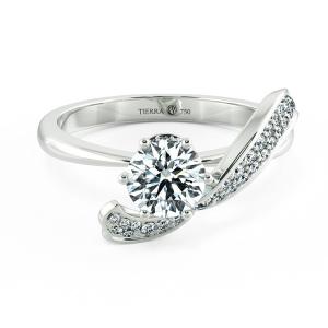 Nhẫn đính hôn lâu đời Solitaire với diện mạo được cách điệu mới mẻ
