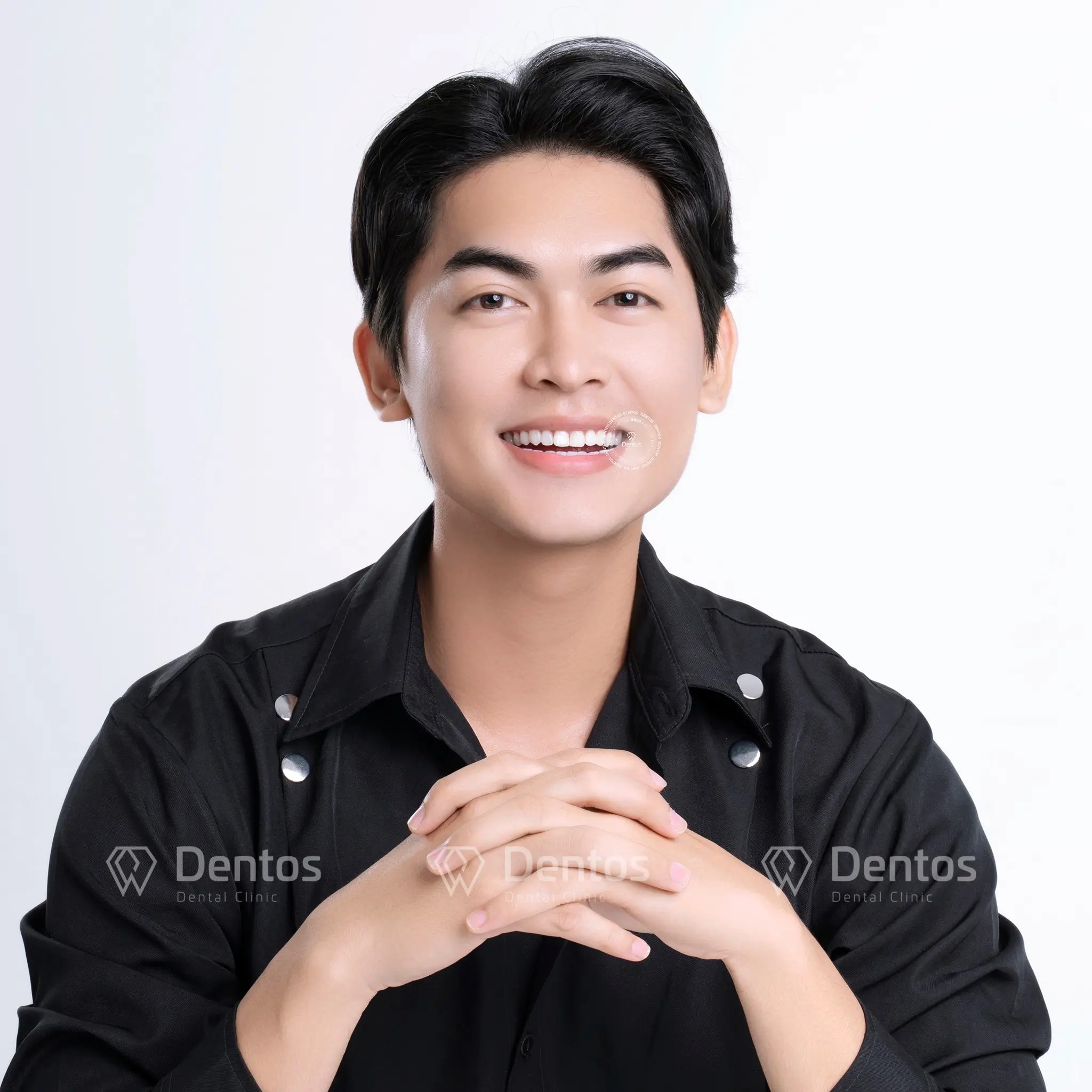 Nụ cười mới sau khi hoàn tất quá trình bọc răng sứ