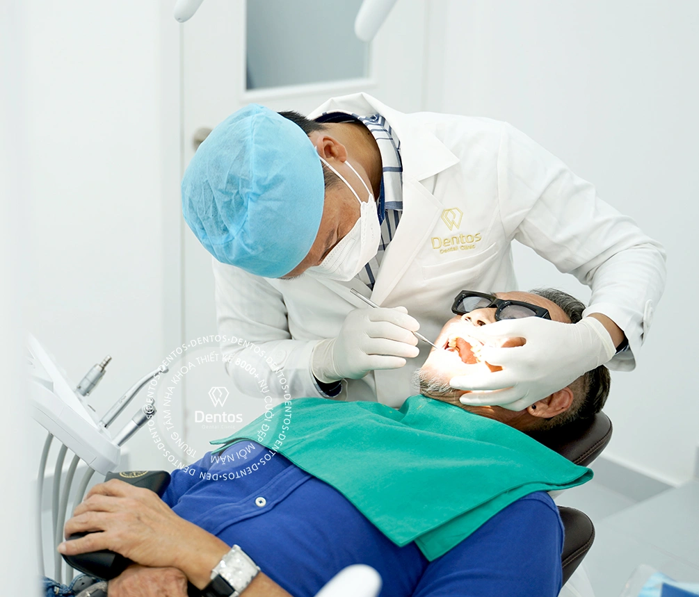 Làm răng sứ ở đâu tốt nhất TPHCM? 7 tiêu chí chọn nha khoa uy tín
